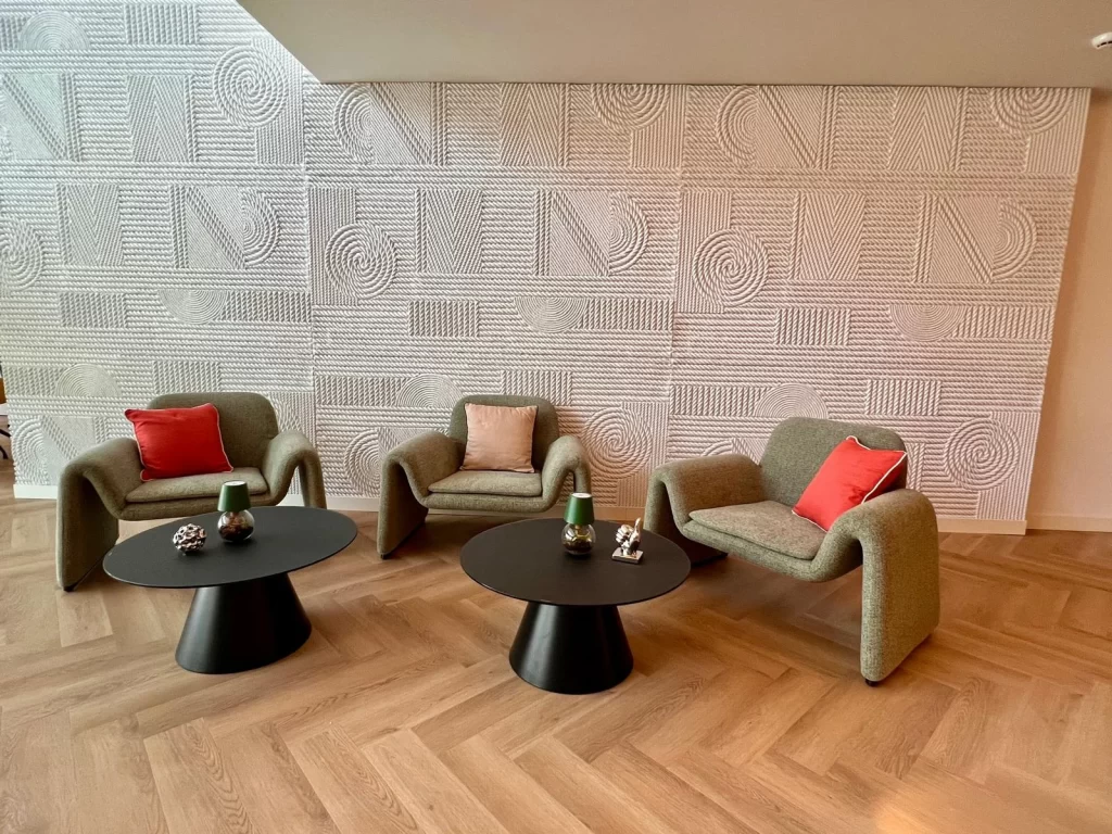 Interiorismo y decoración para una residencia de estudiantes · Mi Decoradora VIP · Decoración Interiores Interiorismo y decoración para una residencia de estudiantes · Mi Decoradora VIP · Decoración Interiores